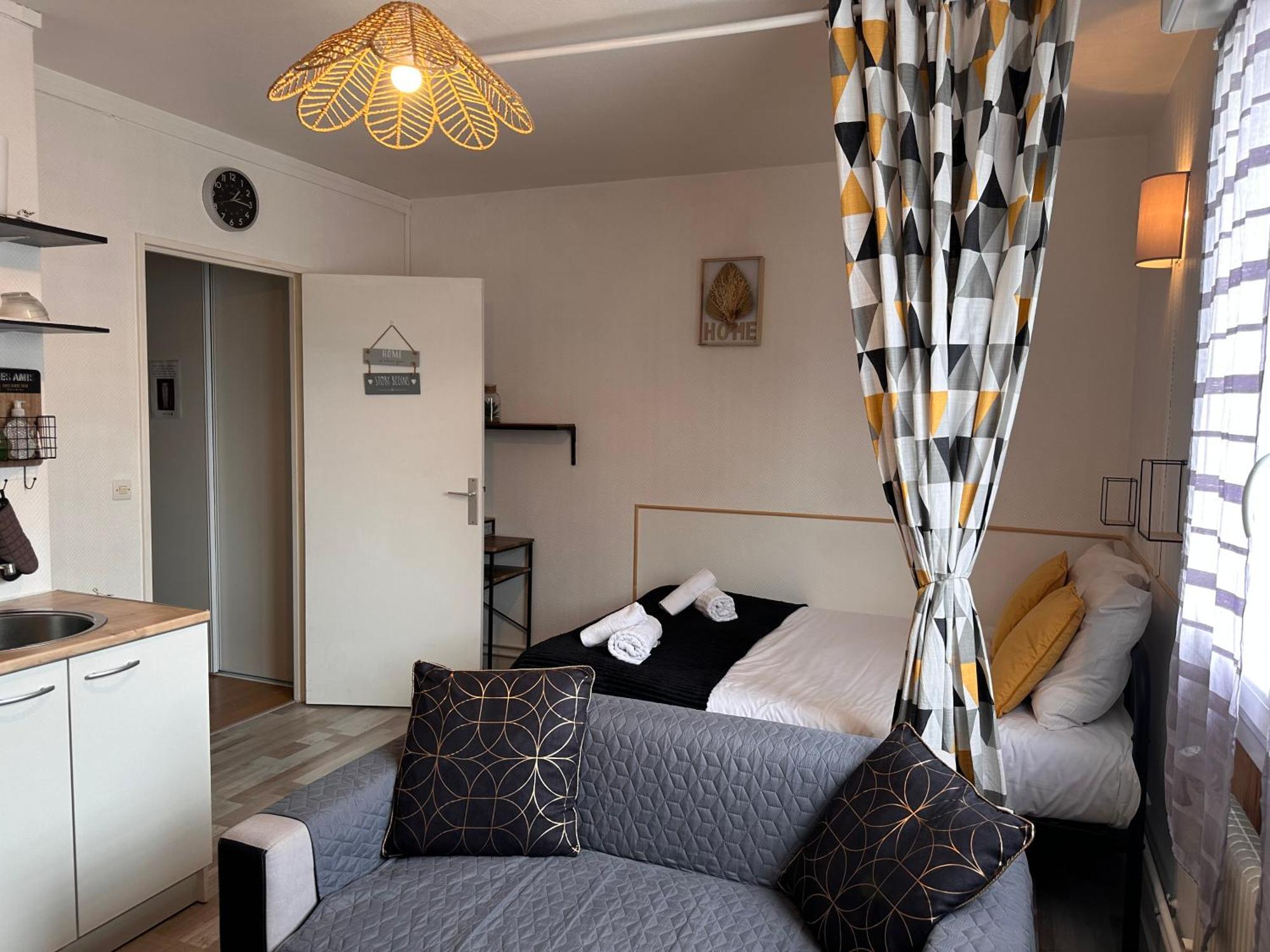 Orleans Centre Proche Gare - Appartement Fonctionnel Residence Calme Parking Prive Gratuit - Le Central Elegance Buitenkant foto