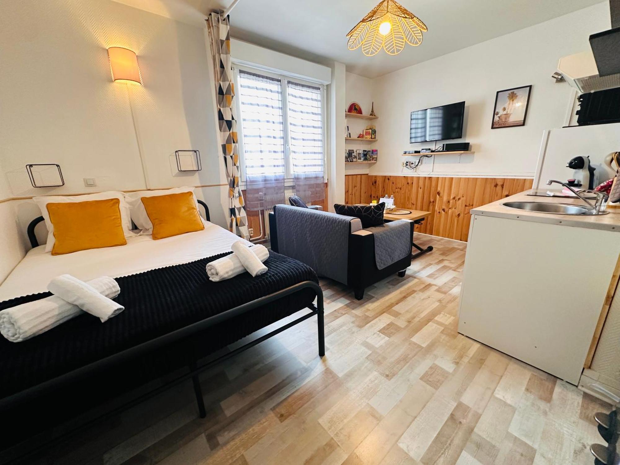 Orleans Centre Proche Gare - Appartement Fonctionnel Residence Calme Parking Prive Gratuit - Le Central Elegance Buitenkant foto